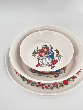 Vintage Oneida Deluxe Raggedy Ann & Andy 3 Pc Melamine Dinner Set 1969